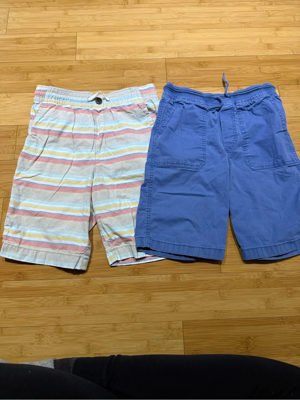 OshKosh B'gosh Blue Solid and Pastel Striped Kids Shorts